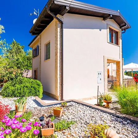 Mima Apartament